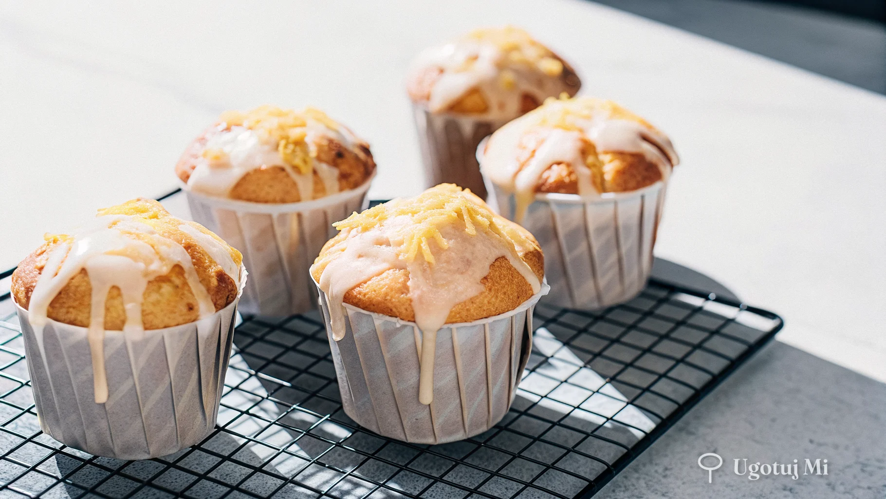 Babeczki cytrynowe - prosty przepis krok po kroku