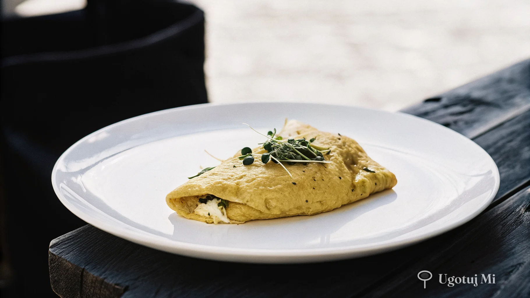 Omlet z ziołami - przepis na puszysty omlet krok po kroku